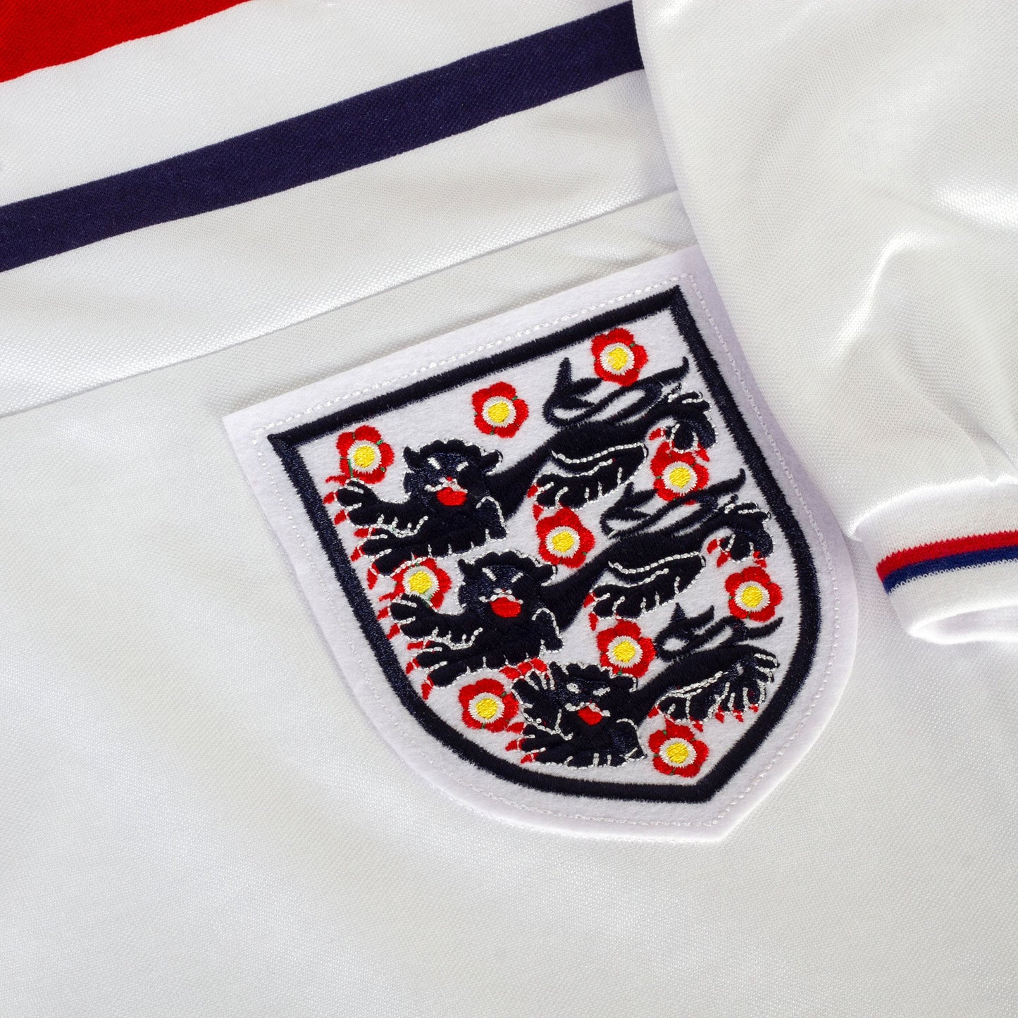 Score Draw England Home Keegan 7 Retro Shirt World Cup 1982 (Retro Flock Printing)