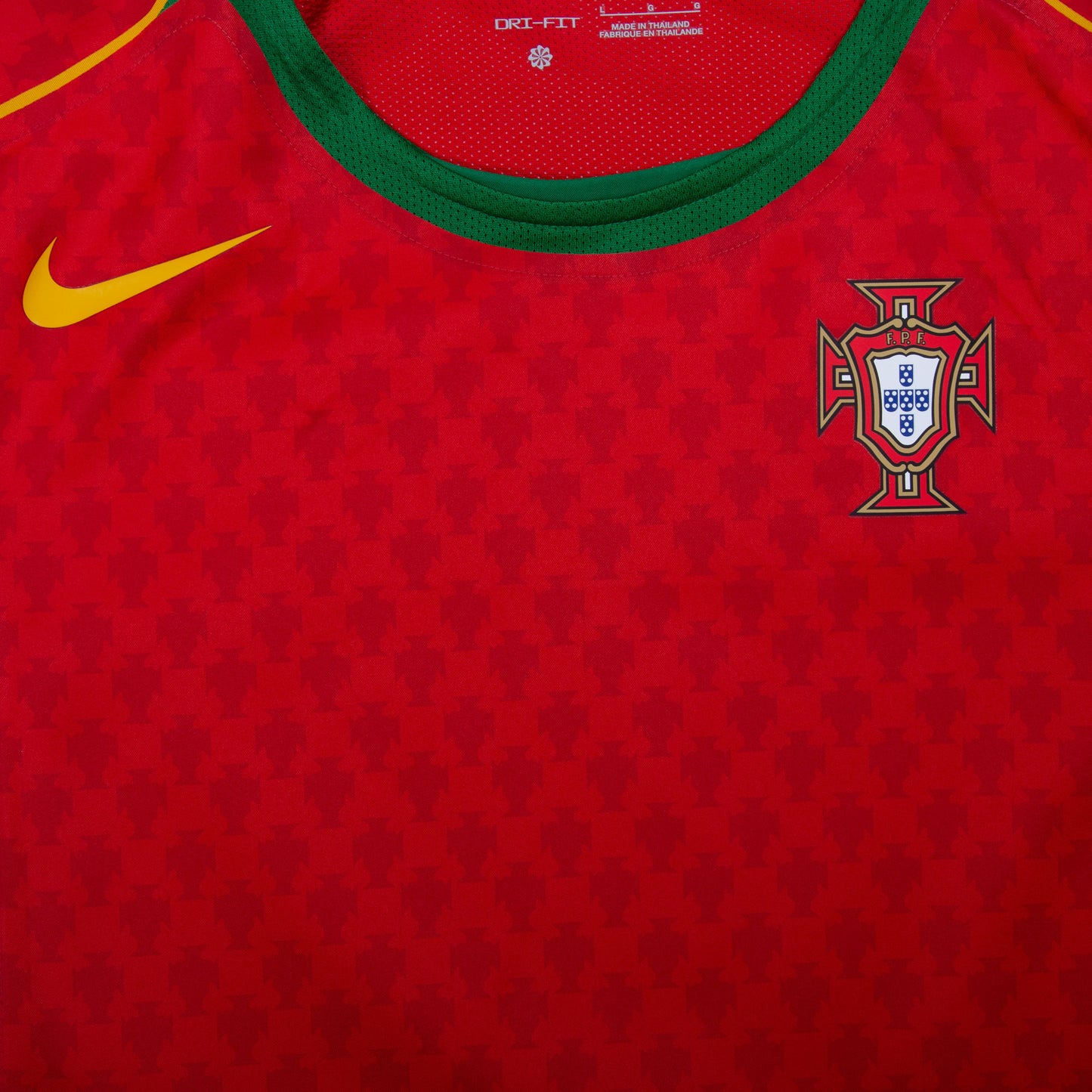 Nike Portugal Home Shirt (Reissue) 2004-2005