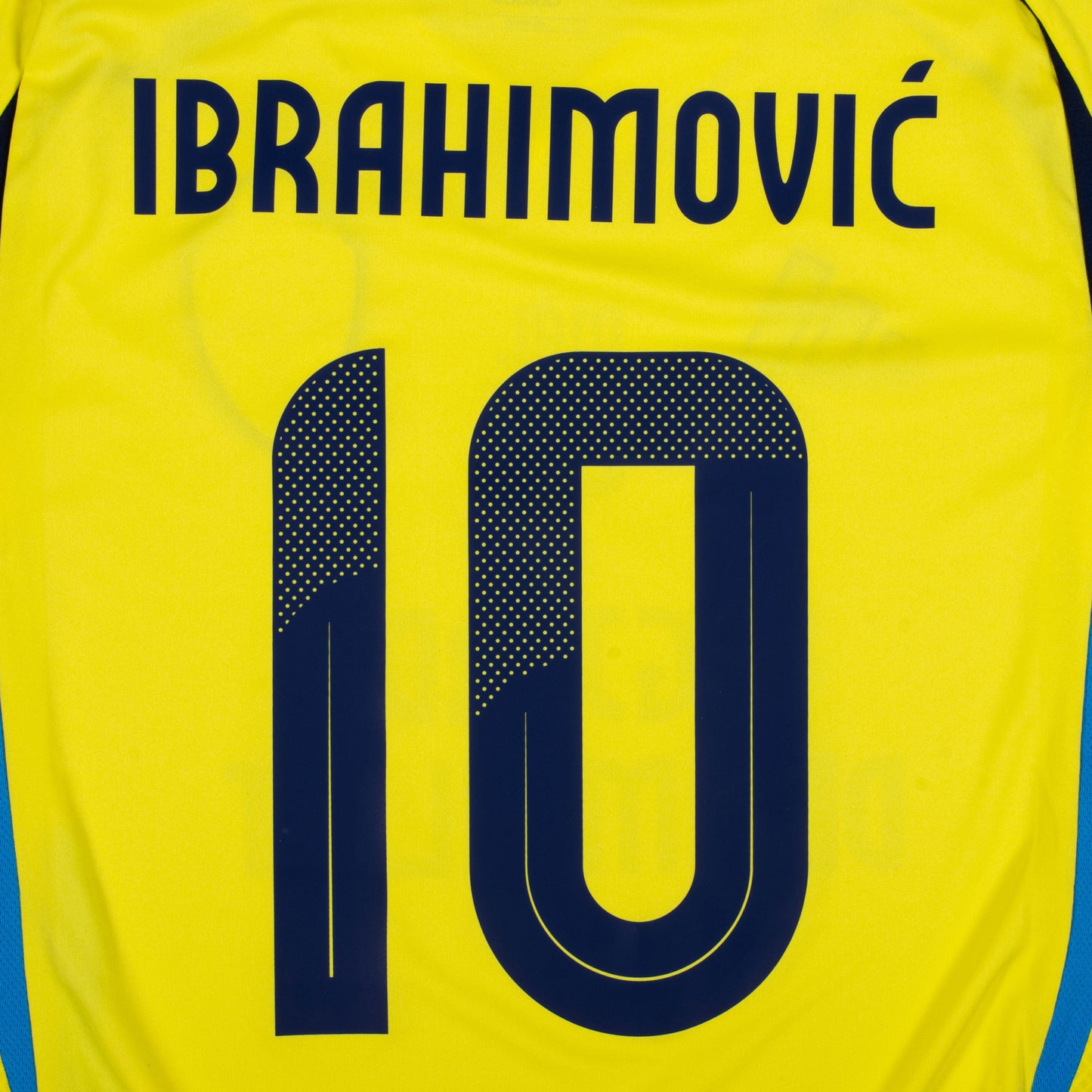 adidas Sweden Home Shirt incl. Ni Gjorde De Möjligt Ibrahimović 10 Special Printing 2024-25