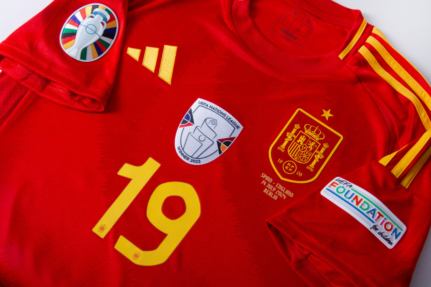 adidas Spain Home Lamine Yamal 19 Shirt incl. Official Final Matchday Transfer & Euro 2024 Patch Set