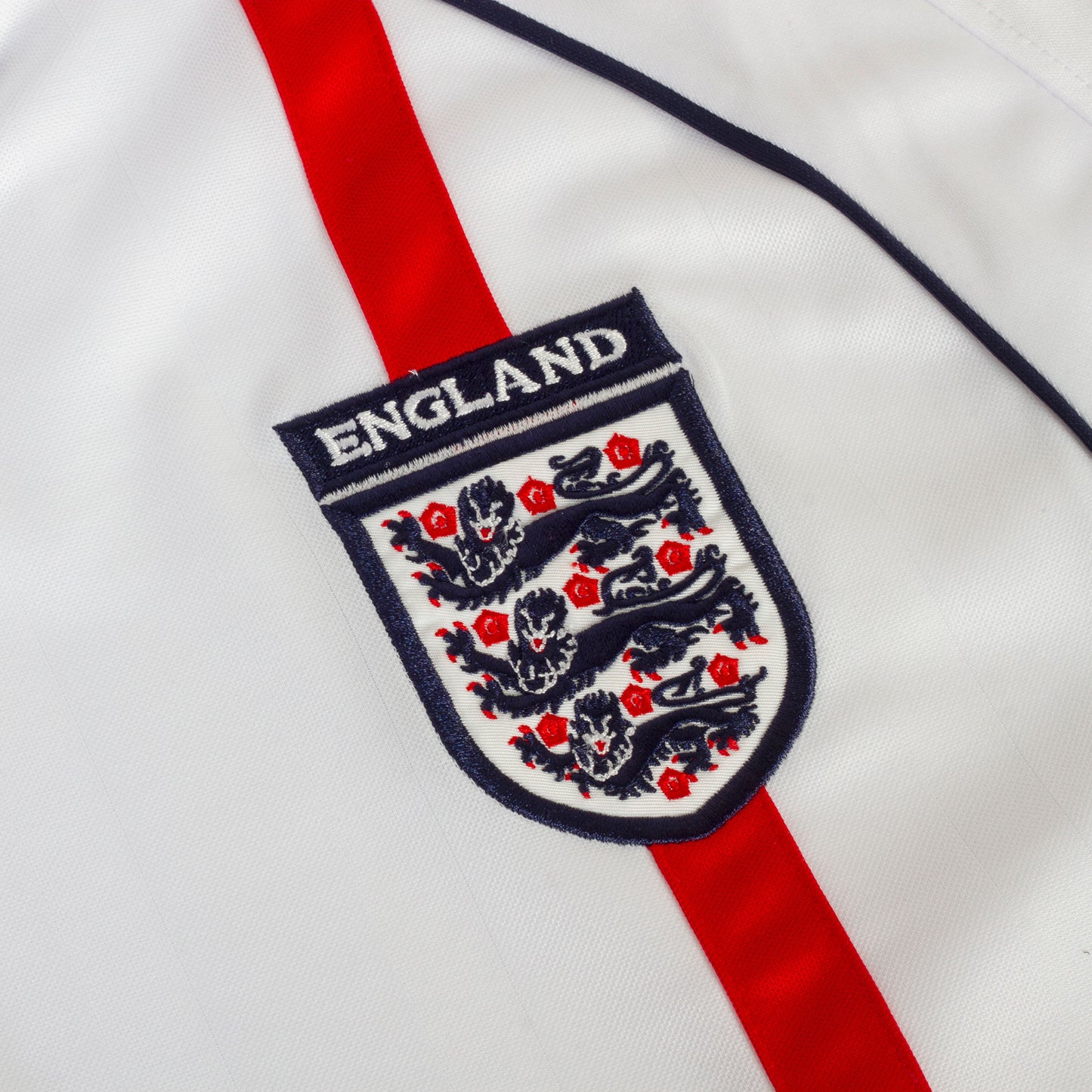 Score Draw England Home Beckham 7 Retro Shirt World Cup 2002 (Retro Flock Printing)