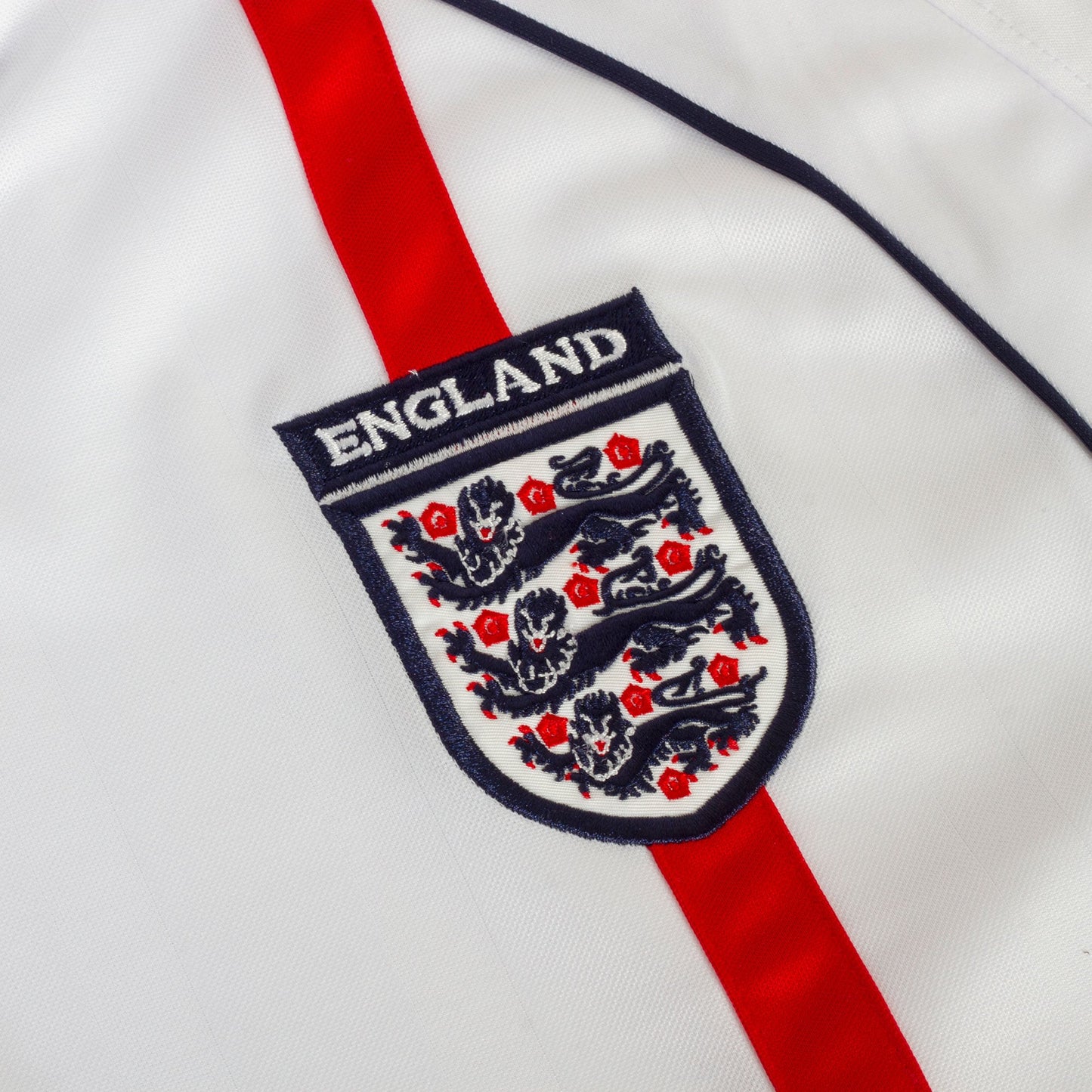 Score Draw England Home Gerrard 4 Retro Shirt World Cup 2002 (Retro Flock Printing)