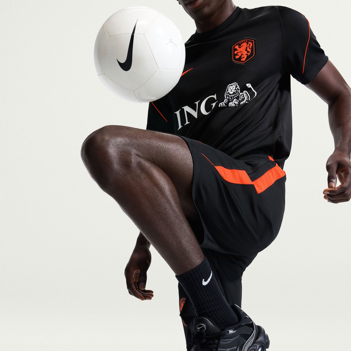 Nike Holland Dri-Fit Strike Shorts - Black - 2026-2027