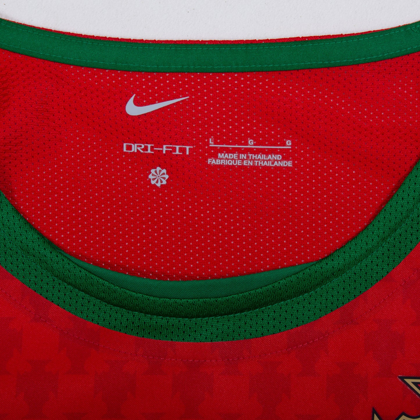 Nike Portugal Home Shirt (Reissue) 2004-2005